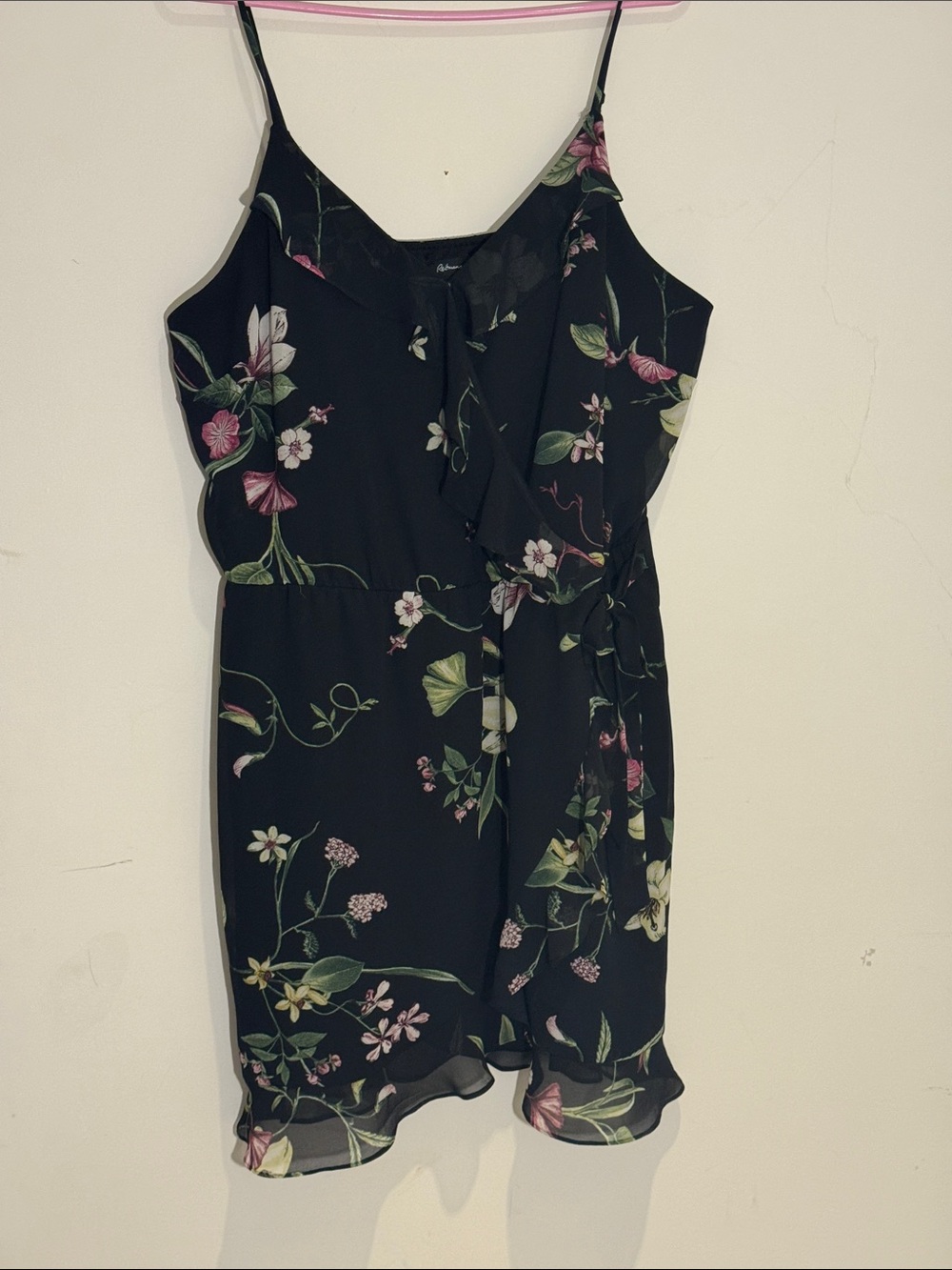 ⭐️ Reitmans Black Floral faux wrap Dress with Side Tie
